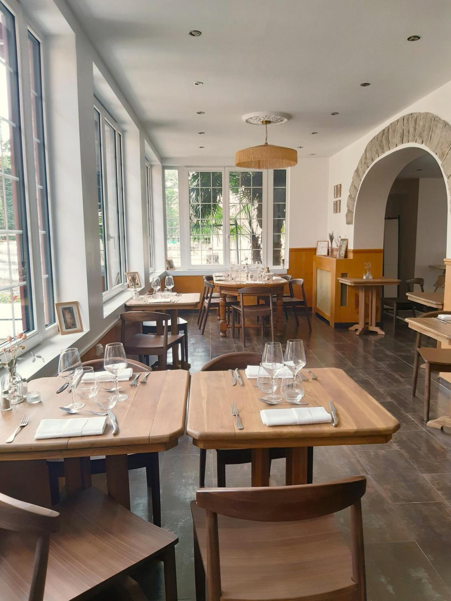 Hostellerie Du Lys Lamorlaye Εξωτερικό φωτογραφία