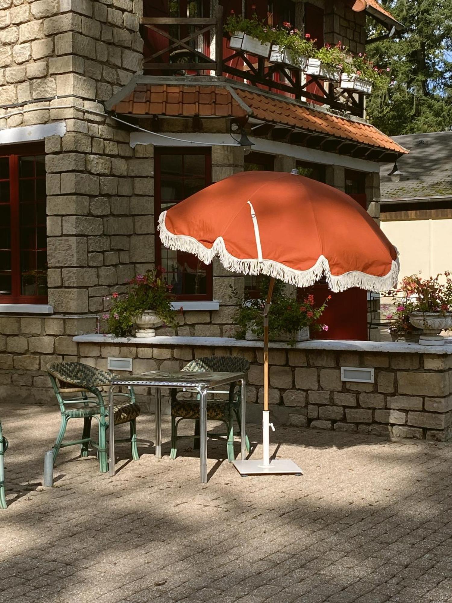 Hostellerie Du Lys Lamorlaye Εξωτερικό φωτογραφία