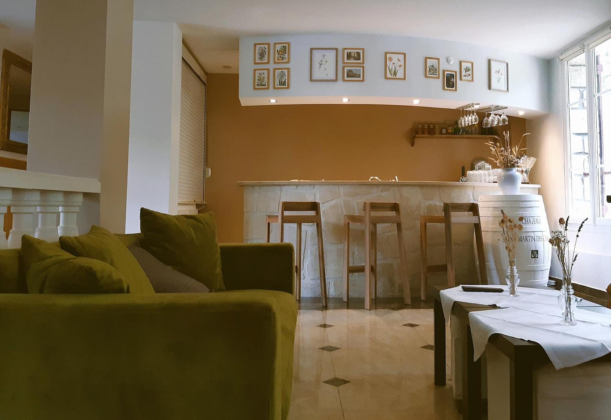 Hostellerie Du Lys Lamorlaye Εξωτερικό φωτογραφία