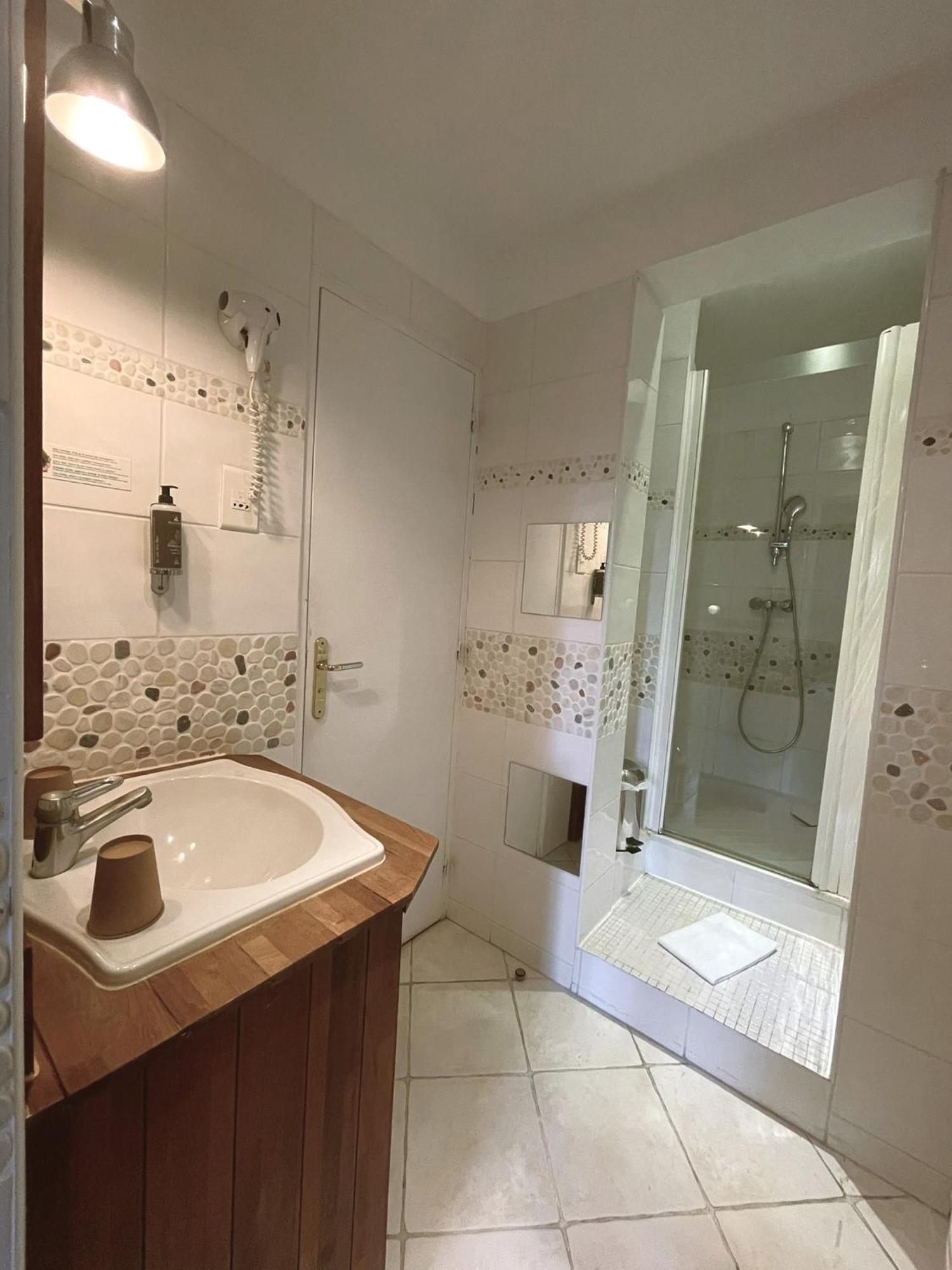 Hostellerie Du Lys Lamorlaye Εξωτερικό φωτογραφία