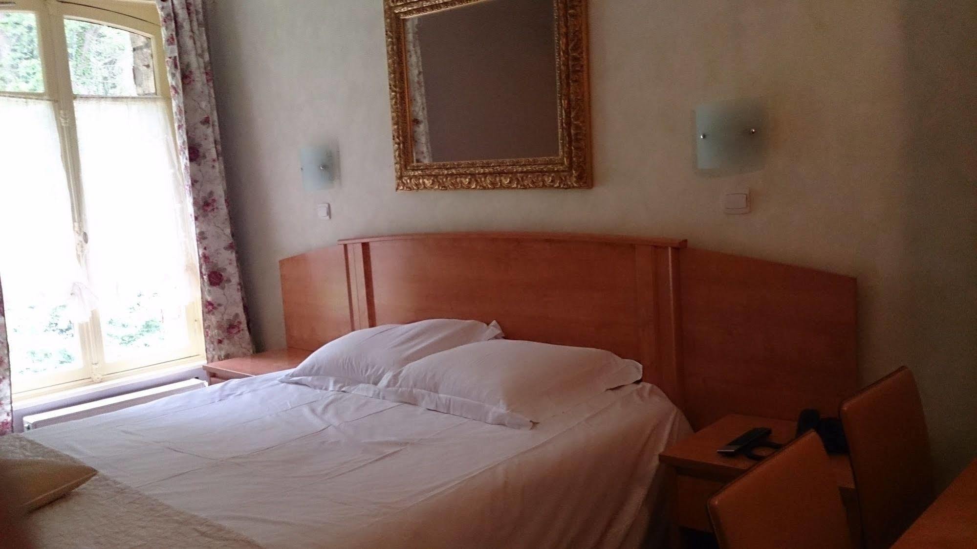 Hostellerie Du Lys Lamorlaye Εξωτερικό φωτογραφία