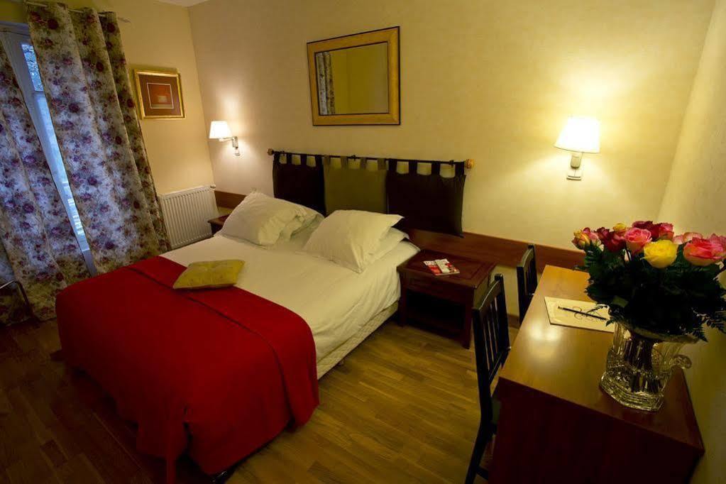 Hostellerie Du Lys Lamorlaye Εξωτερικό φωτογραφία